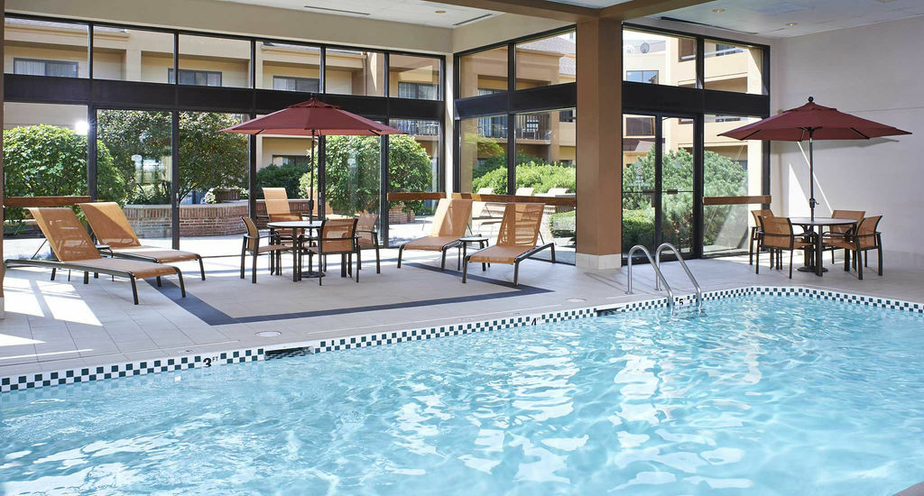 Courtyard Chicago Oakbrook Terrace Hotel Buitenkant foto